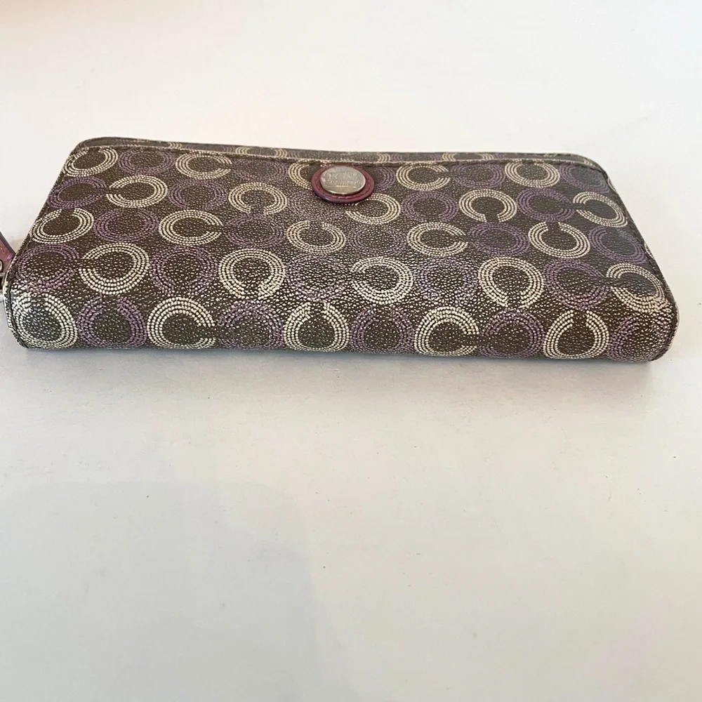 Coach Logo C Long Zip Around Accordion Wallet - Picture 4 of 15